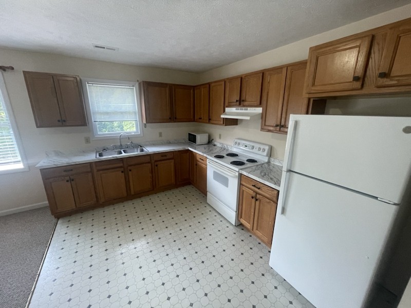 106 Spruce Run Road, Apt 2, Newport, VA